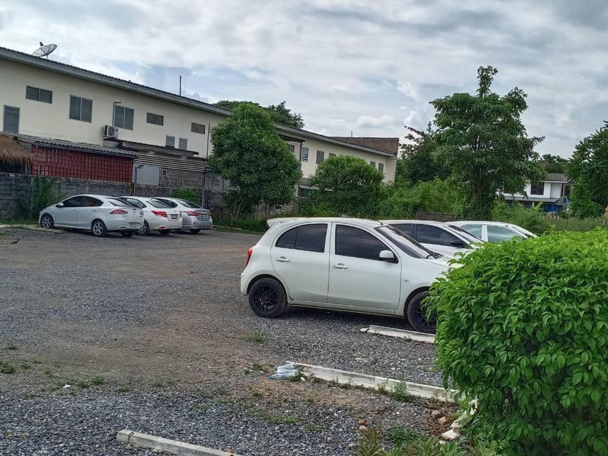 דירות Ban Lam Phak Kut โสดาอพาร์ทเม้นท์​ מראה חיצוני תמונה