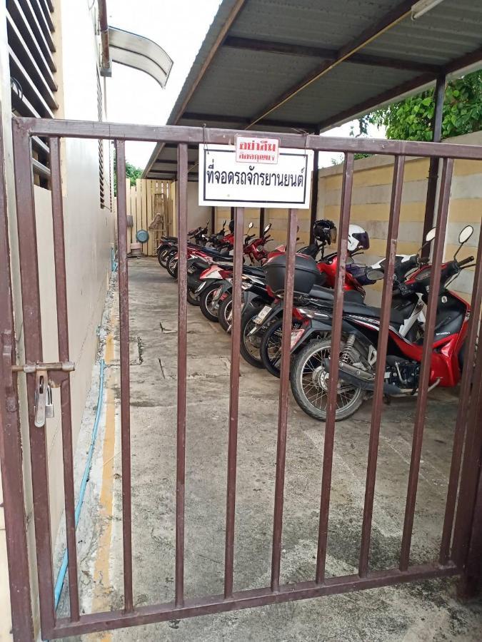 דירות Ban Lam Phak Kut โสดาอพาร์ทเม้นท์​ מראה חיצוני תמונה
